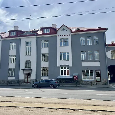 Self Check In Cozy Near By Bus Station * Tallinn